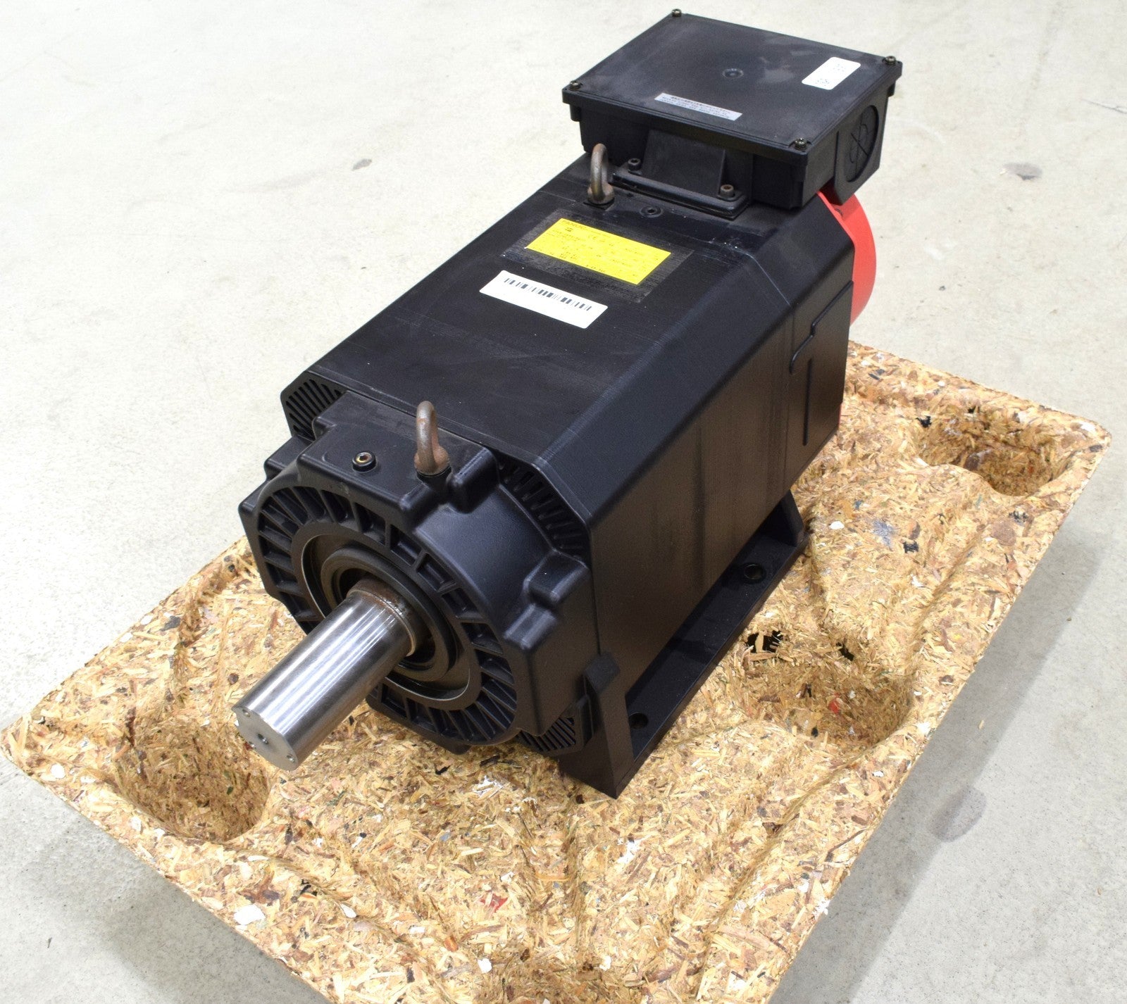 New Fanuc A06B-0859-B200 Servo Motor
