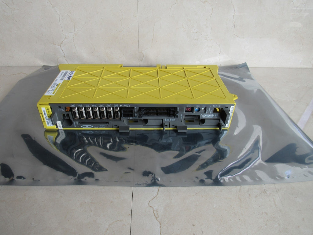 Fanuc Power Mate i-Model H A02B-0259-B501 A06B-3200-0260/10B Lot #4610