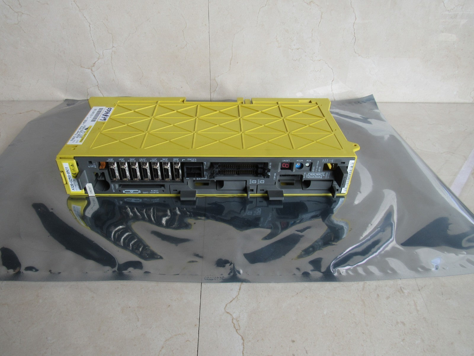 Fanuc Power Mate i-Model H A02B-0259-B501 A06B-3200-0260/10B Lot #4610